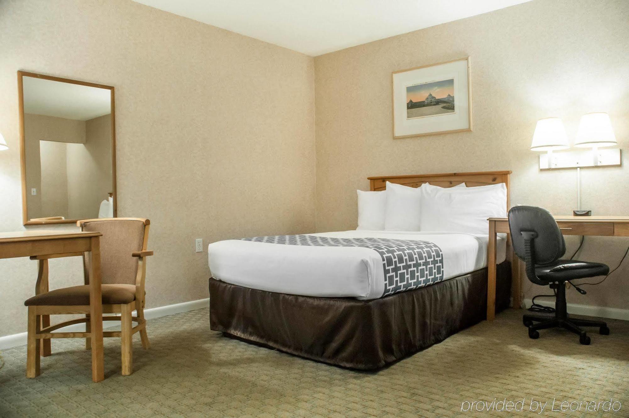 Econo Lodge Buffalo South Blasdell Екстериор снимка